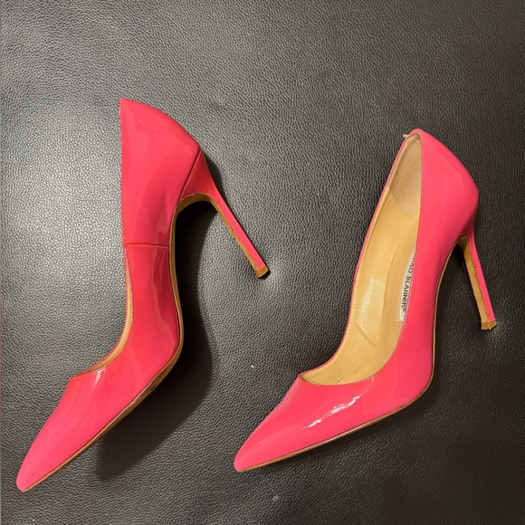 Manolo Blahnik - Picture 3 of 10